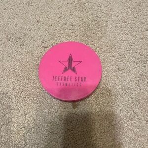 Jeffree Star highlighter